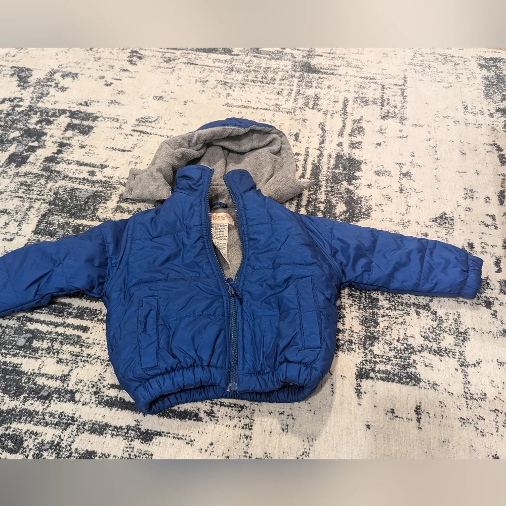 24 Month Warm Winter Jacket! Detectable Hood And Has Pockets! Great Condition! - Picture 2 of 5